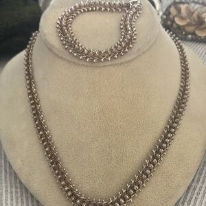 Stunning 925 Silver Necklace and Bracelet Set